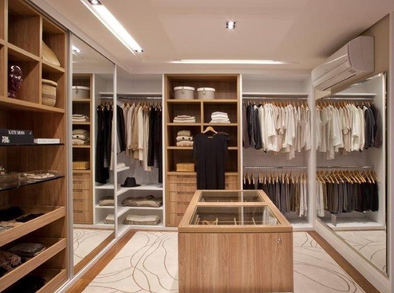 Closet planejado: conheça as vantagens